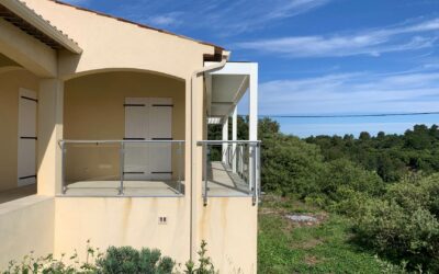 Pergola avec garde-corps